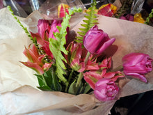 Load image into Gallery viewer, Farm Fresh Market Bouquets
