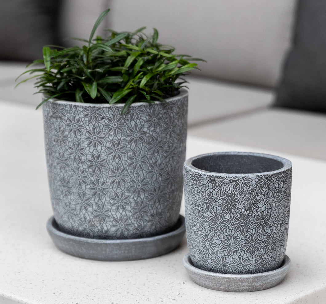 Marguerite Round Planter-Etched Grey with Saucer